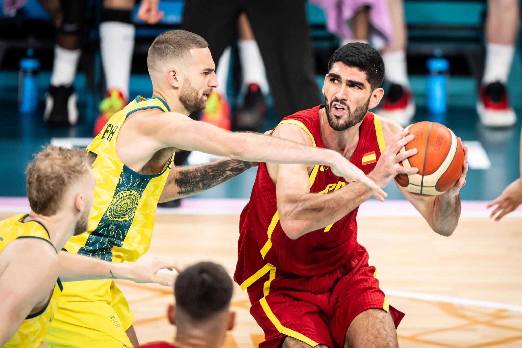 西班牙男篮轻取希腊男篮，波特关键制胜的简单介绍