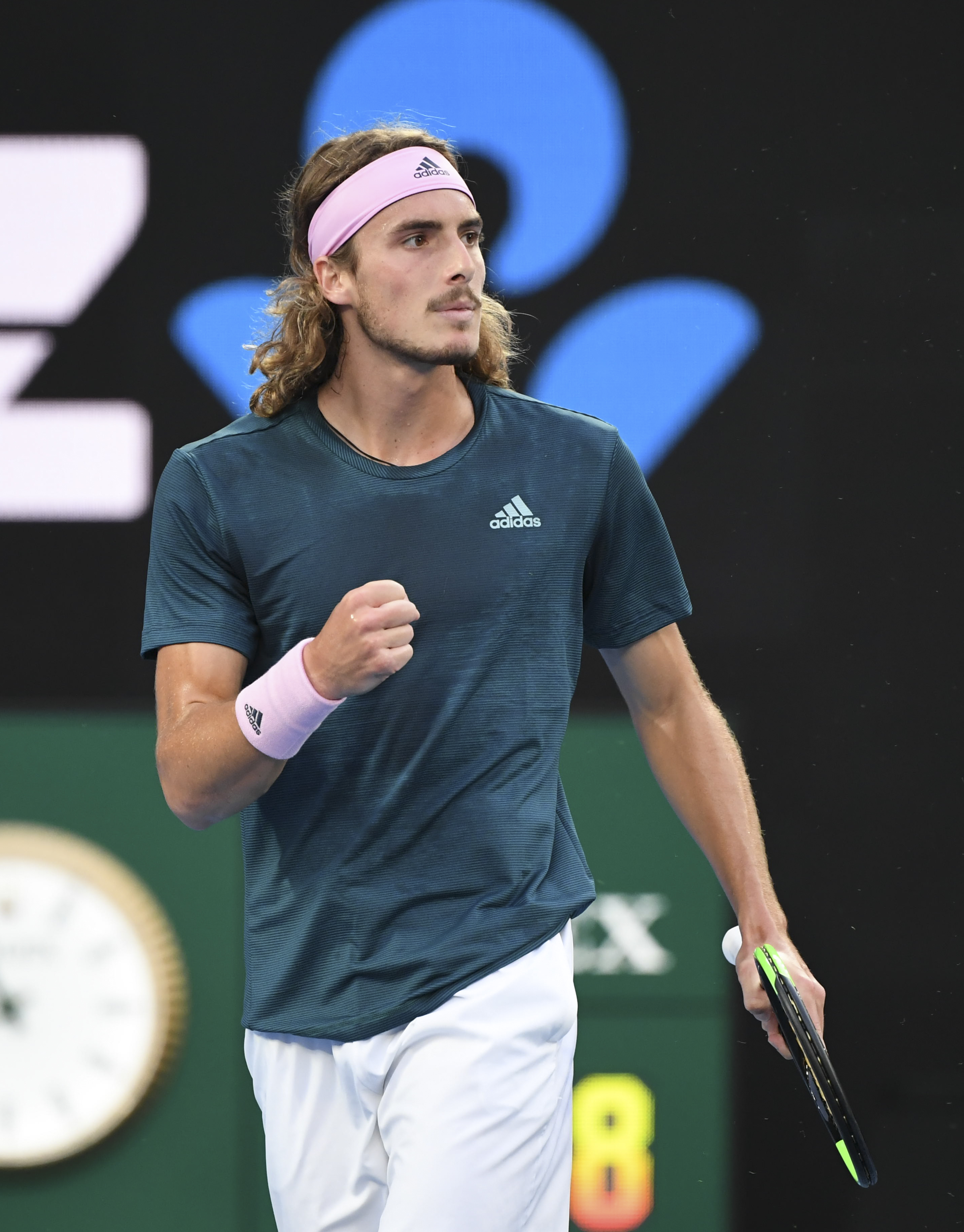 开云足球直播-澳大利亚网球队轻取世界网球队,西西帕斯高光表现的简单介绍