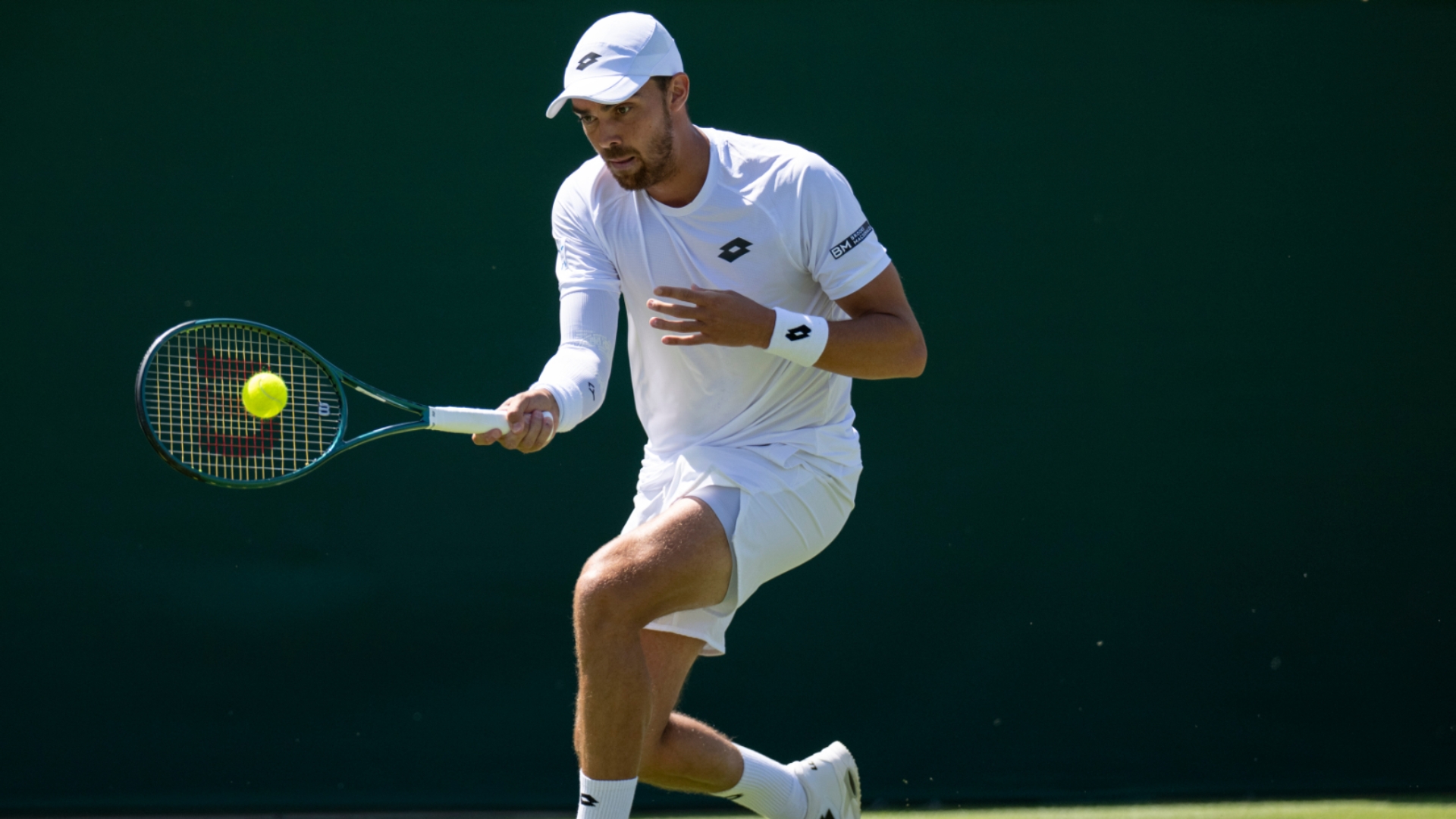 关于世界网球队碾压西班牙网球队，梅德韦杰夫送出助攻的信息