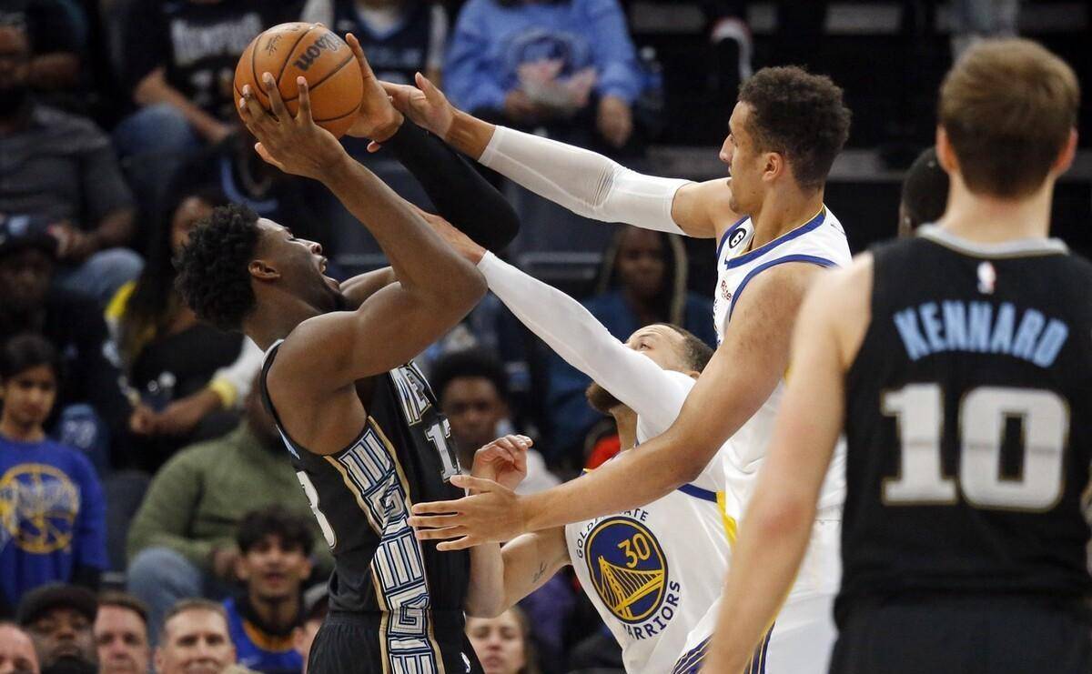 开云体育直播-包含马泰拉客场压胜比萨罗，喜获胜利的词条