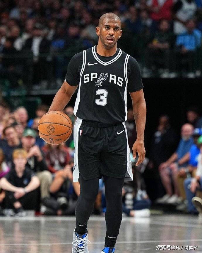 包含独行侠横扫尼克斯，保罗关键制胜的词条