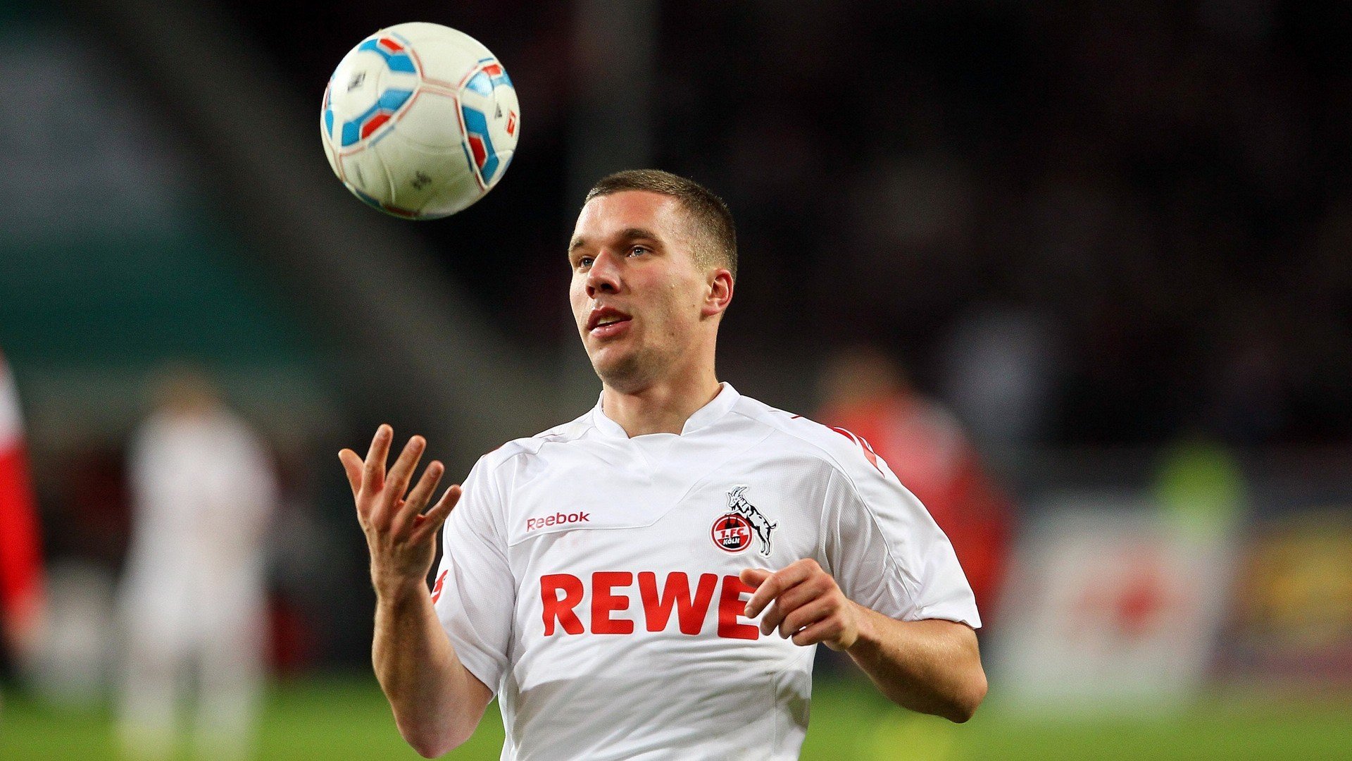 太阳完胜尼克斯,马克西如何从新星蜕变为关键先生